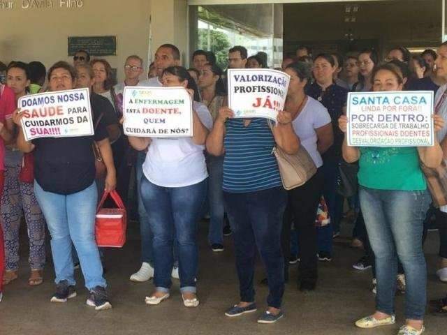 Repasse de R$ 10 milh&otilde;es garante 13&ordm; de funcion&aacute;rios, diz Santa Casa