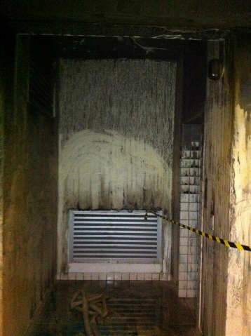  Inc&ecirc;ndio em condom&iacute;nio de luxo da Capital causa tumulto e desespero
