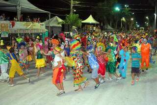 Carnaval Cultural encerrou a festa ontem, com cordões carnavalescos. (Foto: Divulgação)