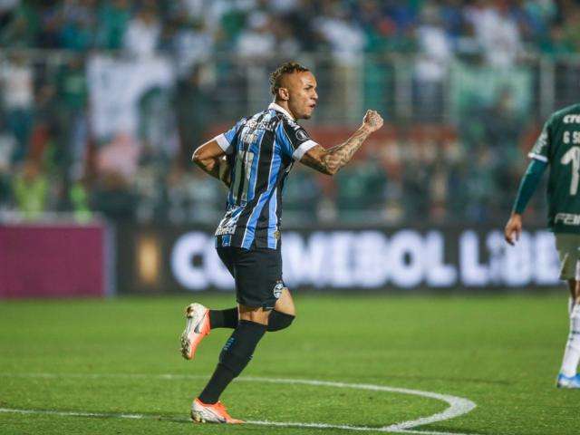 De virada, Gr&ecirc;mio elimina o Palmeiras e vai &agrave; semifinal da Libertadores