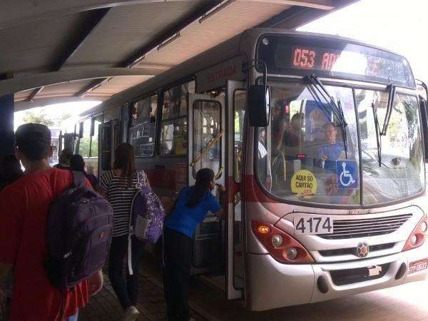 Munic&iacute;pio deve analisar segunda-feira suspens&atilde;o de reajuste da tarifa