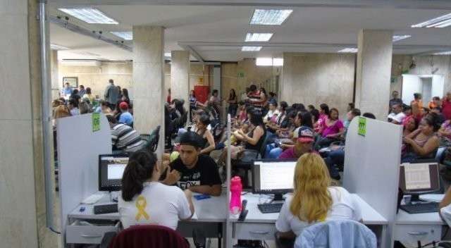 Funda&ccedil;&atilde;o oferece mais de 150 vagas de emprego na Capital nesta ter&ccedil;a-feira