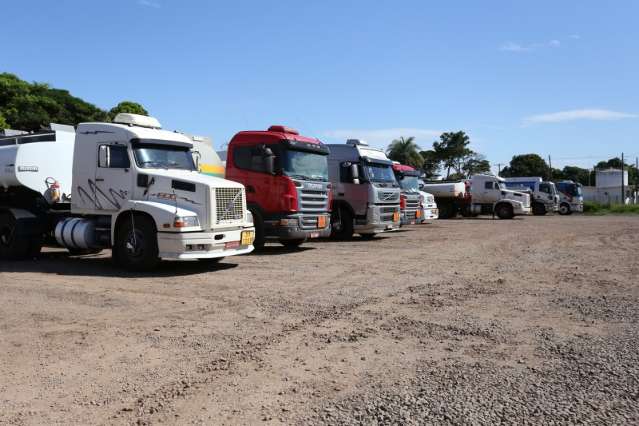 Distribuidora informa que falta de gasolina foi "problema pontual "