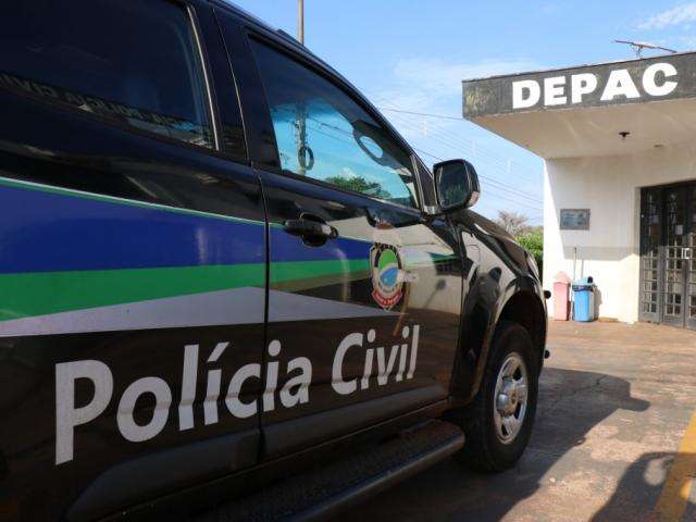 Homem &eacute; agredido a pauladas em briga generalizada no Parati