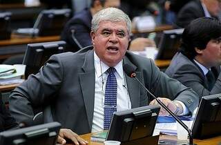 Deputado Carlos Marun, do PMDB/MS, durante sessão da Comissão de Ética em que foi aprovado relatório pró-cassação de Eduardo Cunha (Foto: Alex Ferreira/Câmara dos Deputados)