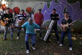 Marcelo era baixista da banda Ahava há cerca de 7 anos. (Foto: Reprodução Facebook)