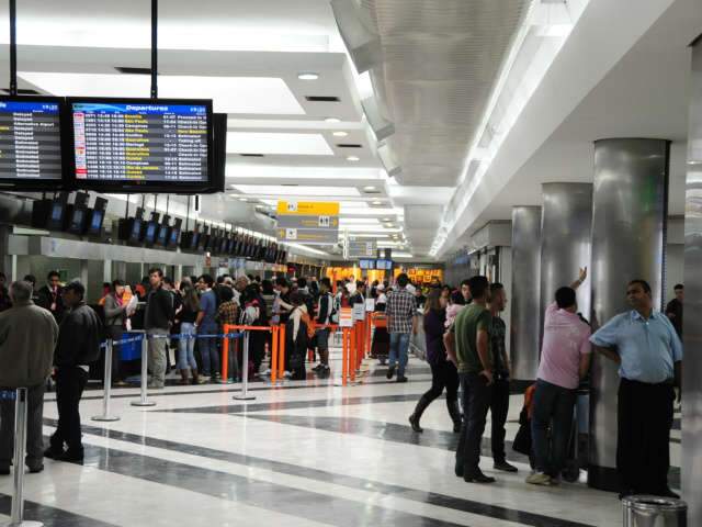  Aeroporto de Campo Grande est&aacute; aberto para pousos e decolagens