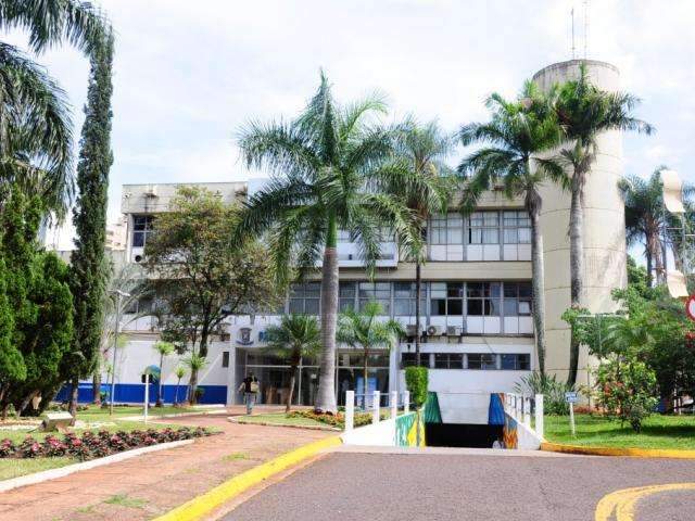 Prefeito veta reserva de vagas para 1&ordm; emprego e cria&ccedil;&atilde;o de coordenadoria