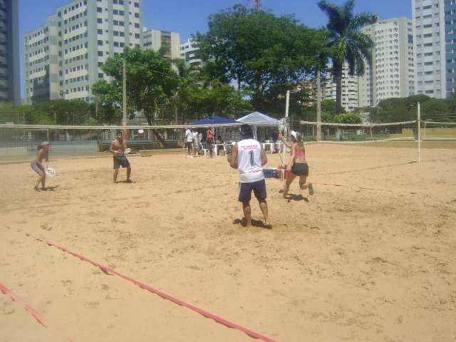 Inscri&ccedil;&otilde;es para 1&ordm; aberto de Beach Tennis encerram nesta quinta-feira