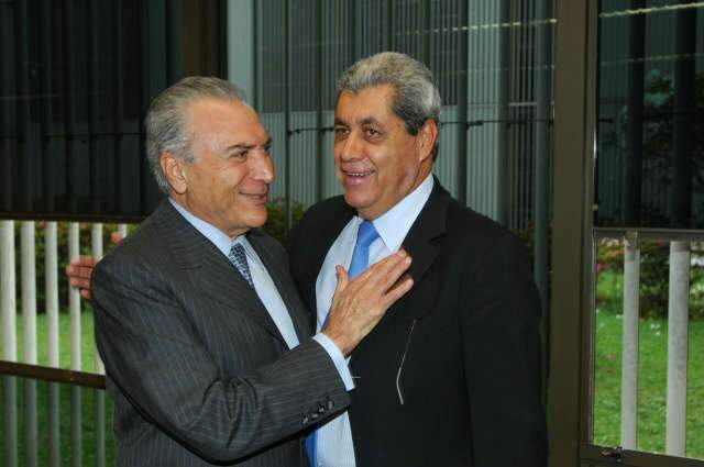  Puccinelli conversa com Temer, que avaliza filia&ccedil;&atilde;o de Giroto