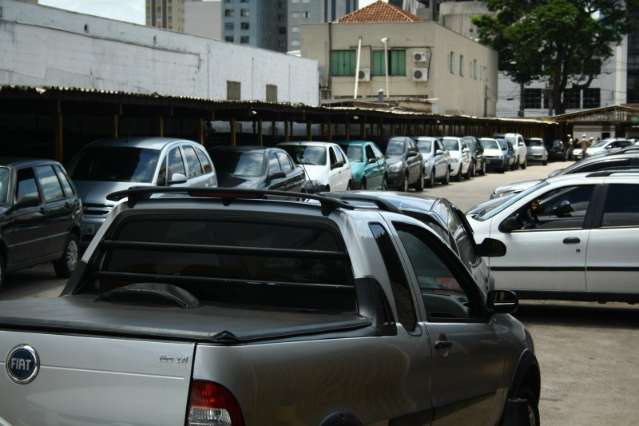 Lojas ficam cheias com libera&ccedil;&atilde;o do 13&ordm; e movimento tende a aumentar