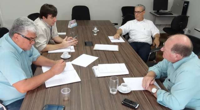 Minist&eacute;rio da Pesca e Agraer querem fomentar a piscicultura no Estado
