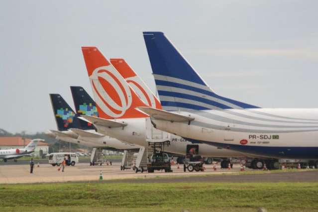 Pouso de emerg&ecirc;ncia atrasou tr&ecirc;s v&ocirc;os e causou tumulto no aeroporto