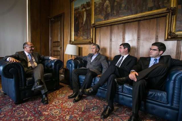Azambuja se encontra com Alckmin para discutir parcerias entre estados