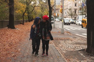 Mohamed e Dayana. O personagem e a cineasta em passeio por Nova Iorque. 