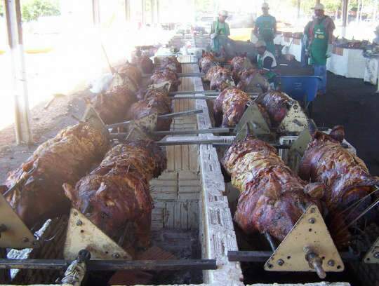  S&atilde;o Gabriel encerra neste domingo festa do Leit&atilde;o no Rolete