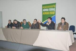 Reunião organizada pela Acrissul teve objetivo de incentivar produtores rurais do Estado (Foto: Pedro Peralta)