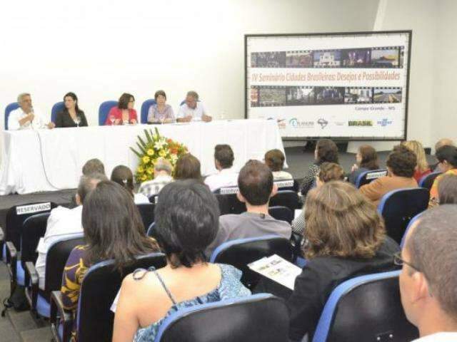 Cidades com at&eacute; 20  mil habitantes t&ecirc;m tr&ecirc;s anos para apresentar plano