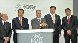 Governador foi recebido pelo presidente do Paraguai, Horacio Manuel Cartes Jaram, nesta quinta-feira (26) na residência oficial. (Foto: Divulgação)