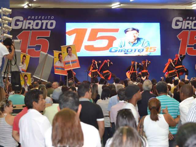  Fechado com 14 partidos, PMDB transforma conven&ccedil;&atilde;o em show 