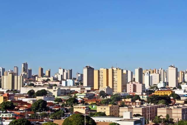 S&aacute;bado de sol a nublado na Capital e chuva forte no centro-sul do Estado