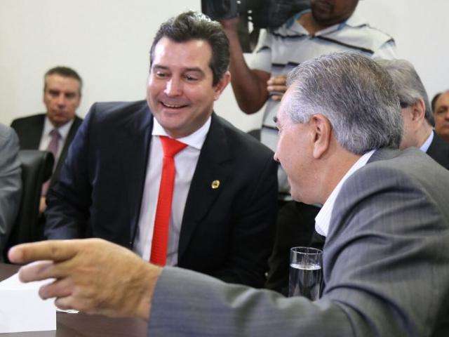 Reinaldo celebra concess&otilde;es e estuda ampliar parceria em rodovias de MS