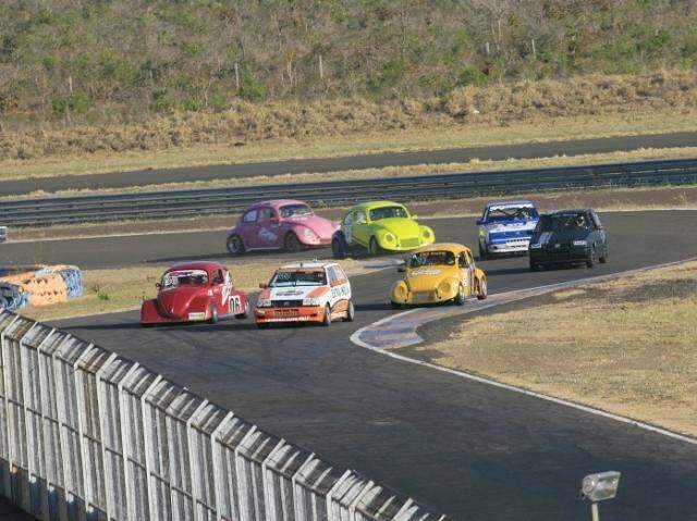 Fim de semana tem festival de arrancada e torneio de kart em Campo Grande