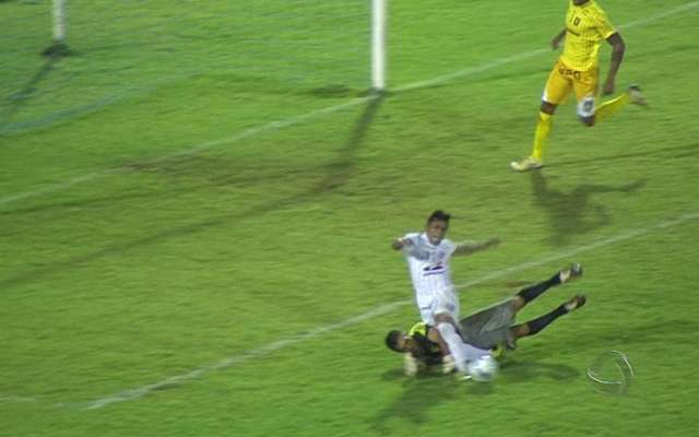 Onda de azar com &quot;les&atilde;o da moda&quot; desfalca times no Campeonato Estadual