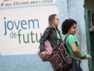 Só em Campo Grande, são mais de 60 mil estudantes, em 79 escolas estaduais. (Foto: Saul Schramm)