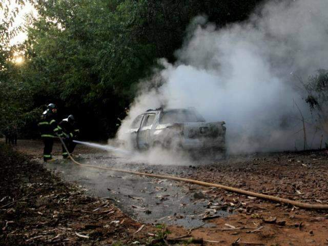 Picape usada em execu&ccedil;&atilde;o de PM era clonada, contam filho e dona do carro