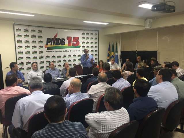 Encontro do PMDB re&uacute;ne bancada do partido e 32 prefeitos e vices eleitos