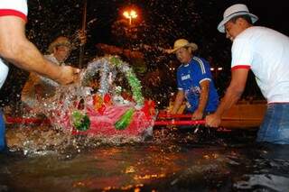 Em 2015, 92 famílias de Corumbá ajudarão no banho da imagem de São João. (Foto: Divulgação/Prefeitura de Corumbá)