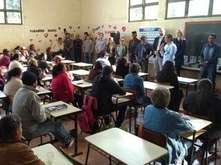 Abertura de curso com 60 moradores nesta segunda-feira teve a presença do prefeito Marquinhos Trad (Foto: Richelieu de Carlo)