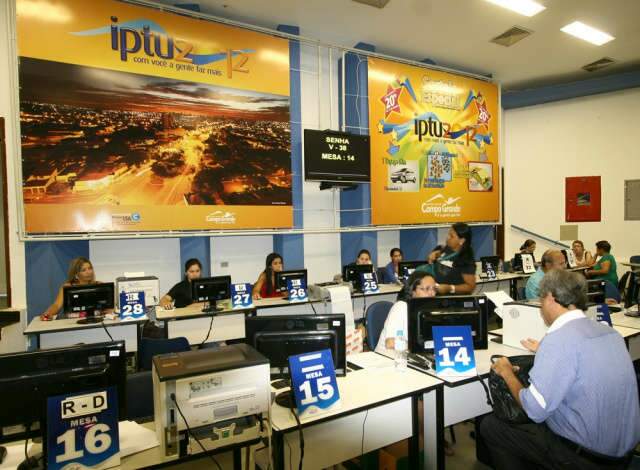  Primeira parcela e pagamento do IPTU &agrave; vista vencem dia 13