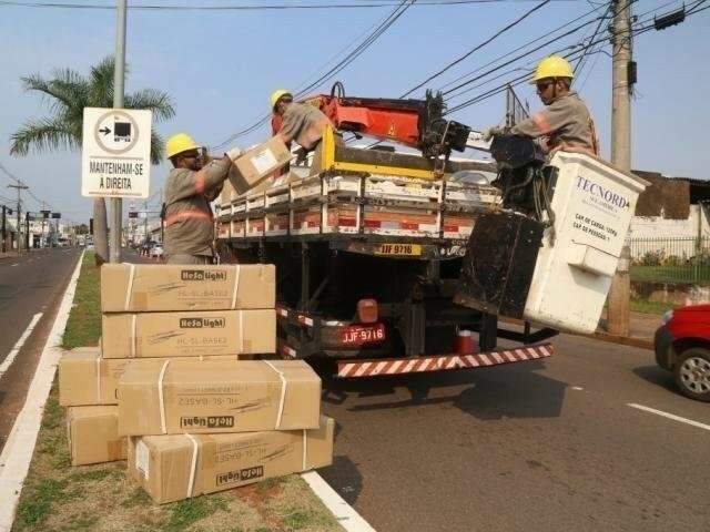 Prefeitura prev&ecirc; gastar at&eacute; R$ 55 milh&otilde;es em ilumina&ccedil;&atilde;o inteligente