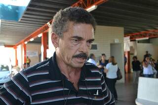 Arão, irmão de Luiz Carlos, fala da dor de perder irmão e sobrinho no mesmo acidente. (Foto: Minamar Júnior)