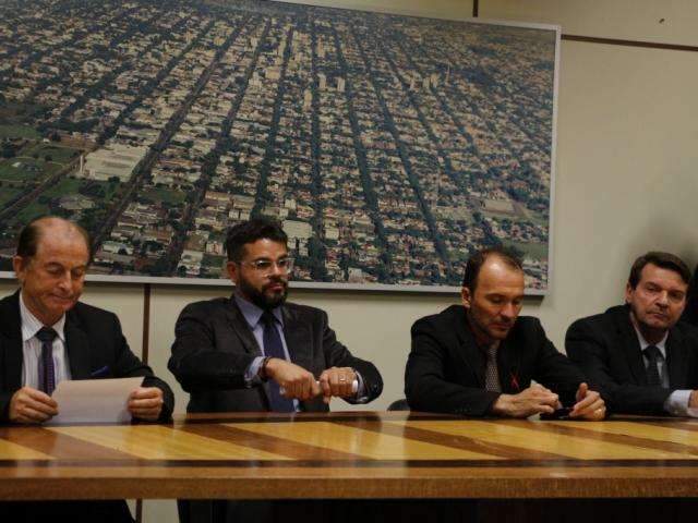 Aliados inocentam vereadores presos e pedem para arquivar cassa&ccedil;&atilde;o