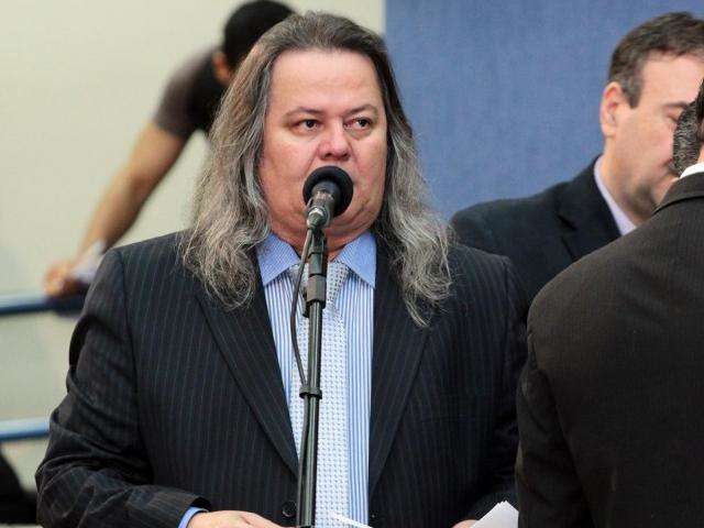 PMDB e PP lideram desist&ecirc;ncias; 23 j&aacute; renunciaram &agrave; disputa neste ano