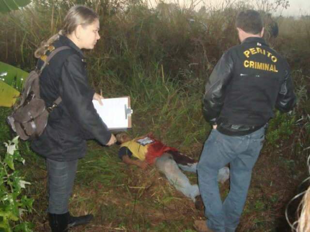  Ind&iacute;gena &eacute; assassinado a facadas em aldeia em Caarap&oacute;