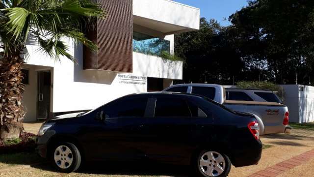 PF est&aacute; h&aacute; mais de 1 hora em escrit&oacute;rio de advocacia e movimento &eacute; grande