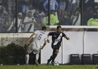 O resultado colocou o Vasco com 16 pontos na 11ª colocação do Brasileiro. O Fluminense tem 15 pontos e está na 12ª posição. (Foto: VascoFC)