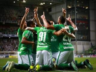 Chapecoense vence o Atl&eacute;tico-MG por 2 a 0 no est&aacute;dio Independ&ecirc;ncia