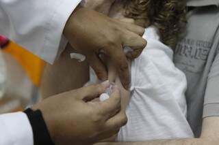 Podem vacinar crianças a partir de seis meses e menores de cinco anos (Foto: Cleber Gellio)