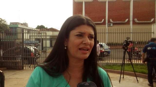 Rose se re&uacute;ne com l&iacute;deres religiosos para tratar sobre combate a mosquito