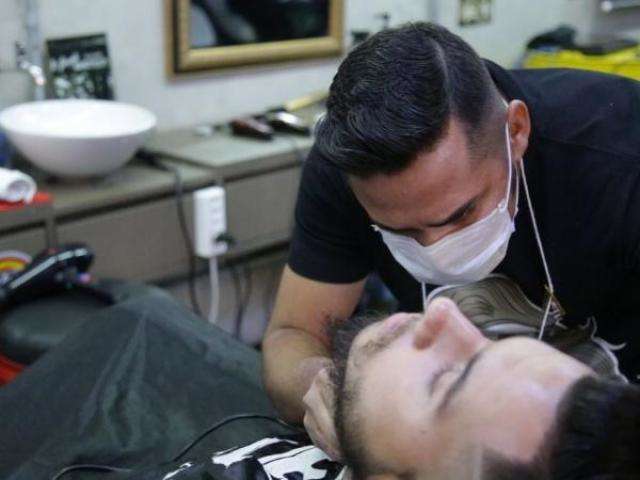 Barbeiros de Campo Grande entram na briga por vaga e fama em reality de TV