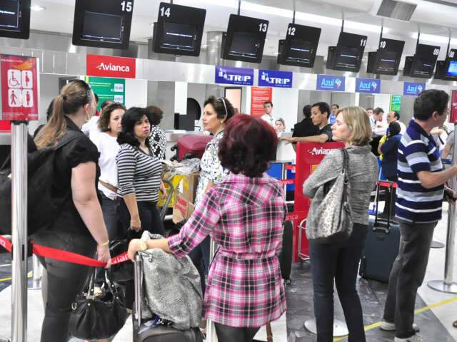  Cancelamento de voo causa tumulto no Aeroporto Internacional de Campo Grande 