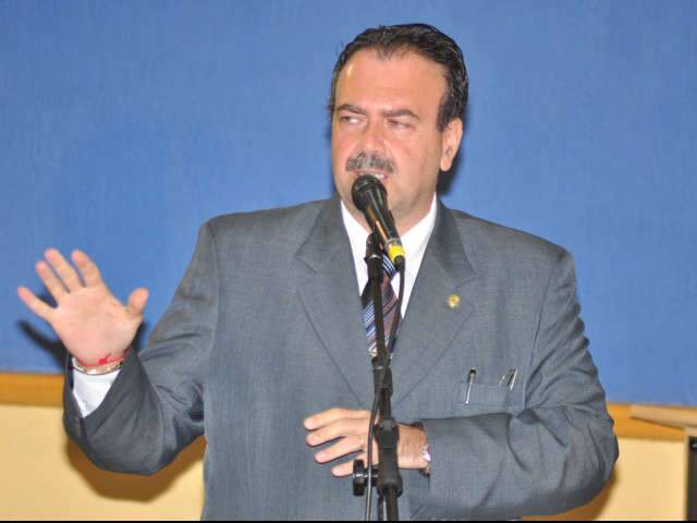 Reajuste de &aacute;gua e esgoto vira pol&ecirc;mica na C&acirc;mara dos Vereadores 