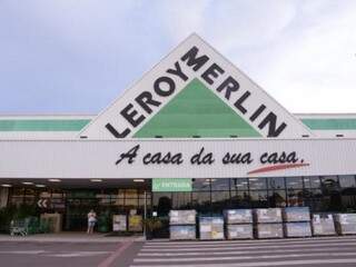 A Leroy Merlin fica na Avenida Cônsul Assaf Trad, 6170. (Foto: Marina Pacheco)