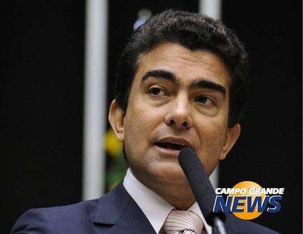 Mar&ccedil;al Filho pode deixar PMDB e assumir comando do PROS em MS
