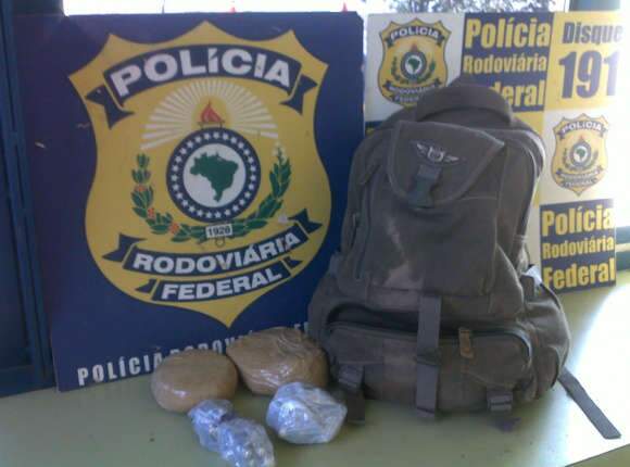  S&oacute; em mar&ccedil;o, PRF j&aacute; apreendeu mais de 50 kg de coca&iacute;na em Posto na BR 262